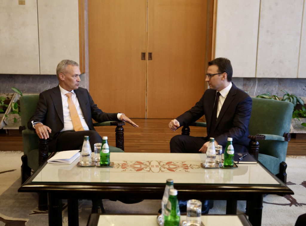 Petković ambasadoru Holandije ukazao na jednostrane i antisrpske poteze vlasti u Prištini