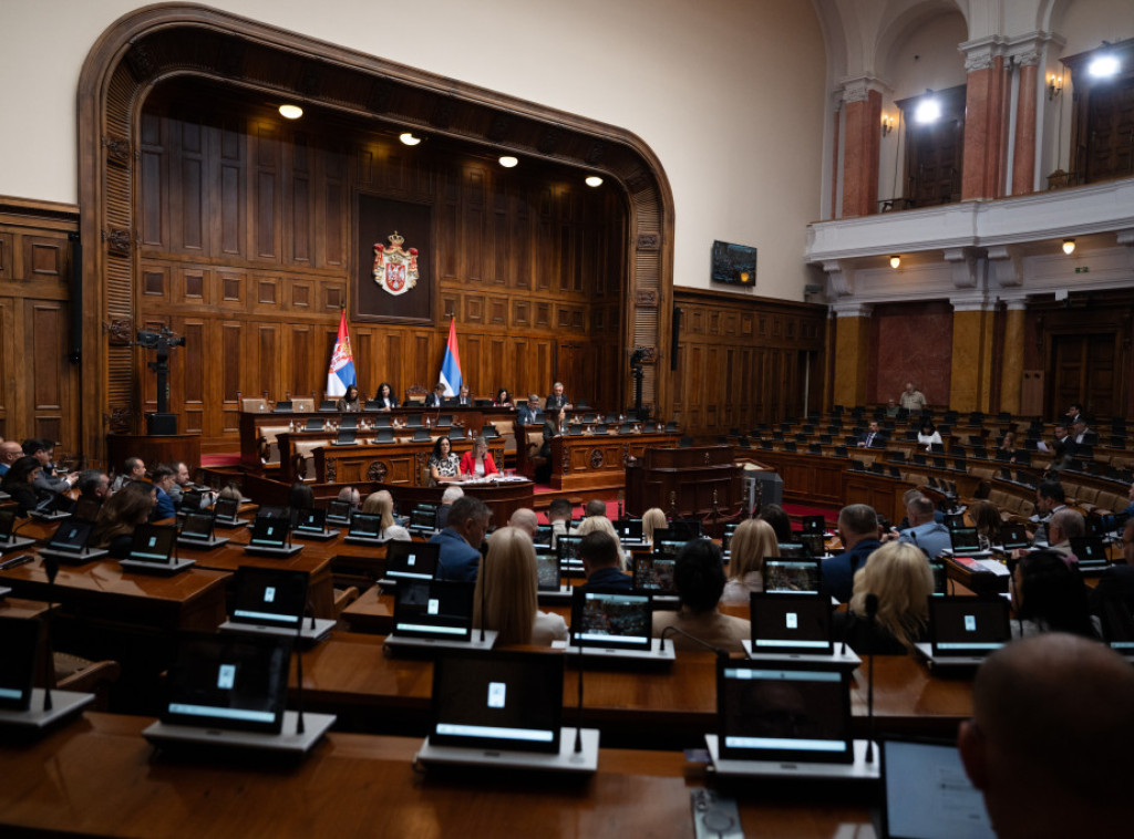 Nastavljeno vanredno zasedanje Skupštine Srbije