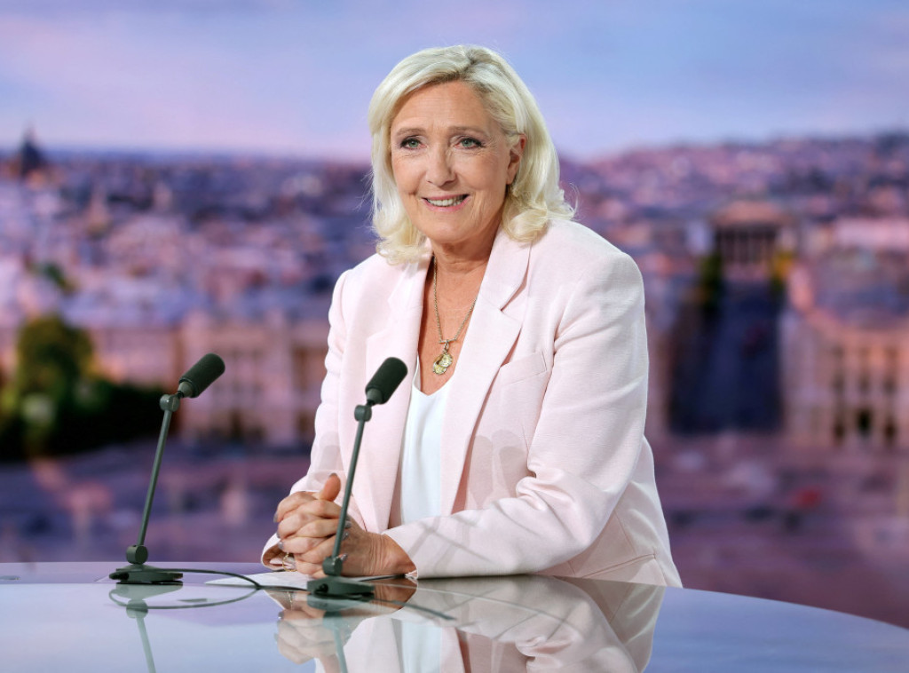 Marin Le Pen započinje predsedničku kampanju pod sloganom "preporod Francuske"