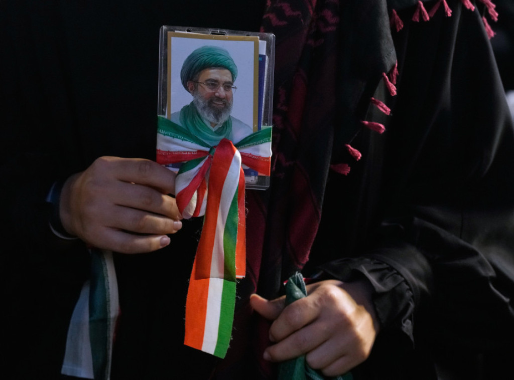 Iran: General Rezai preneo narodu Severnog Horasana zahvalnost ajatolaha Modžtabe