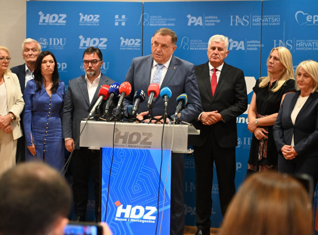 Dodik: Bosna i Hervegovina da se vrati na Ustav i proglasi ništavnim sve odluke visokih predstavnika