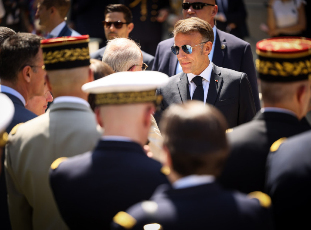 Emanuel Makron predstavlja viziju odbrane za narednih deset godina