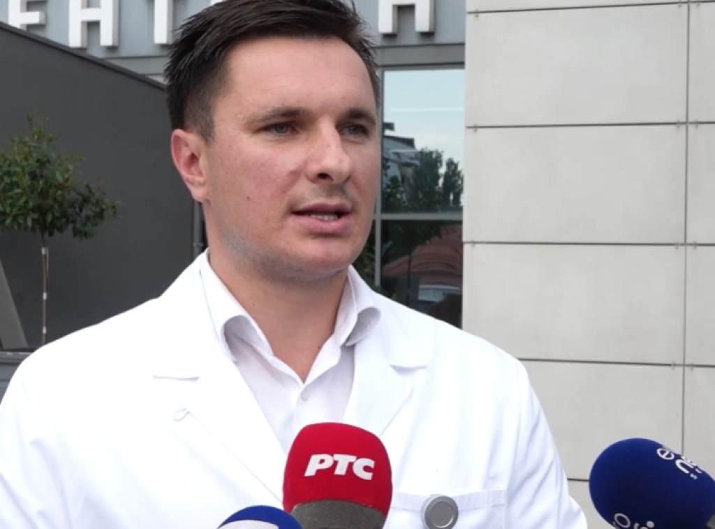 Dr Aleksandar Nikolić: Sutra avionom transportujemo u Niš povređene u saobraćajnom udesu u C. Gori