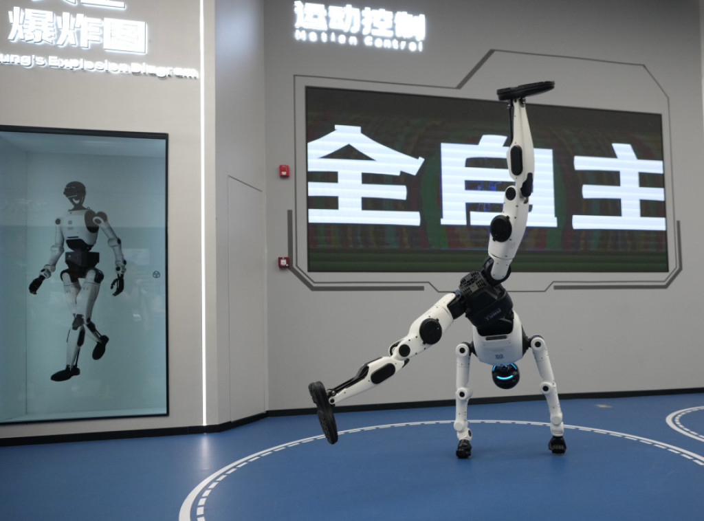U Kini održano prvo svetsko takmičenje u borbi humanoidnih robota
