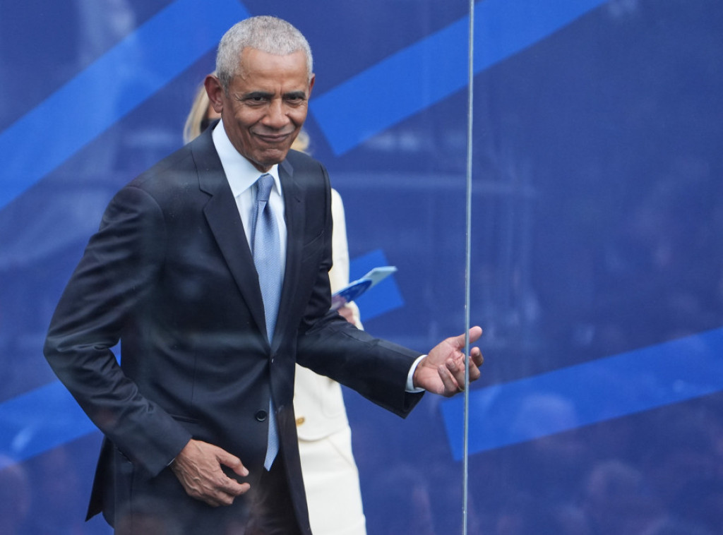 SAD: Obama kritikovao potpredsednika Vensa zbog izjava o imigrantima