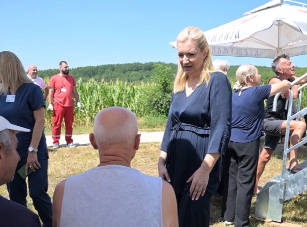 Mobilnu ambulantu u Kuršumliji obišla državna sekretarka u Ministarstvu zdravlja