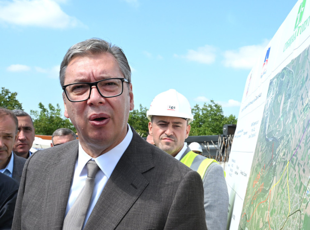 Vučić: Videćemo kako da sačuvamo zaposlene u TE "Morava"