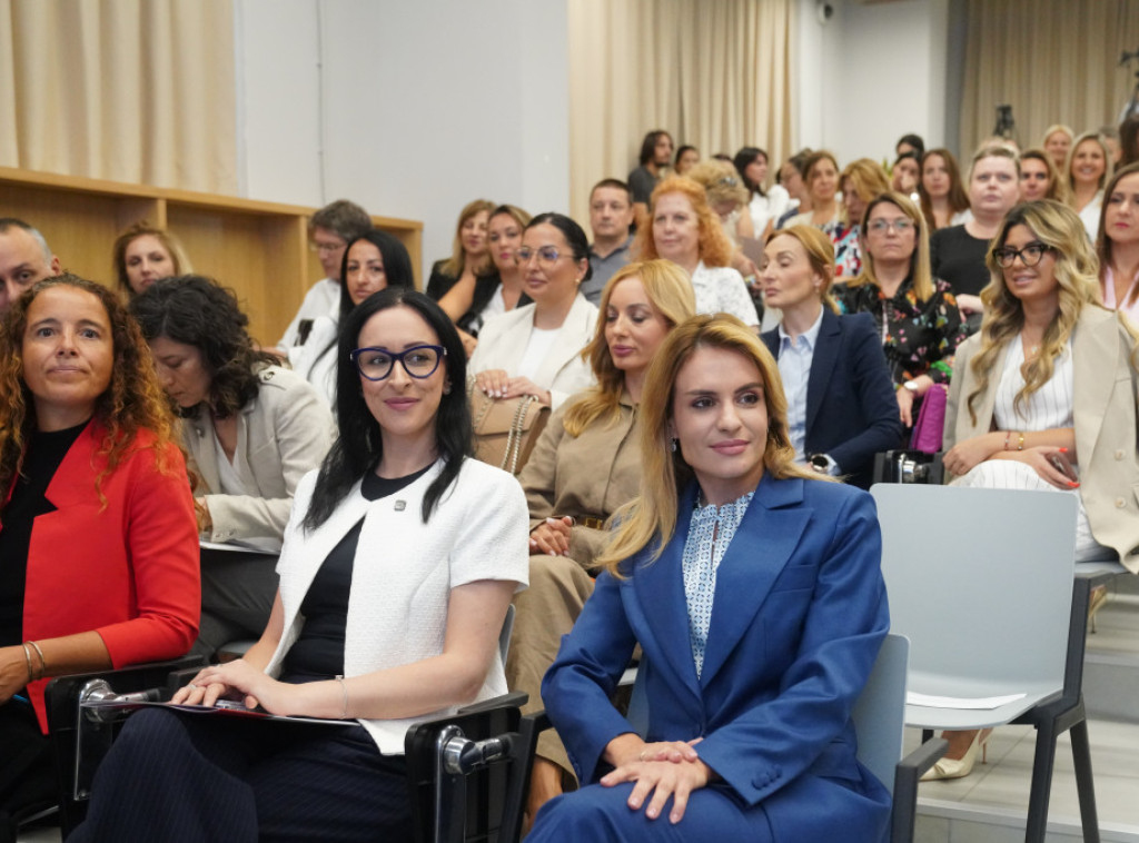 Počeo sa radom Radoslav, AI asistent za pomoć građanima u oblasti socijalne zaštite
