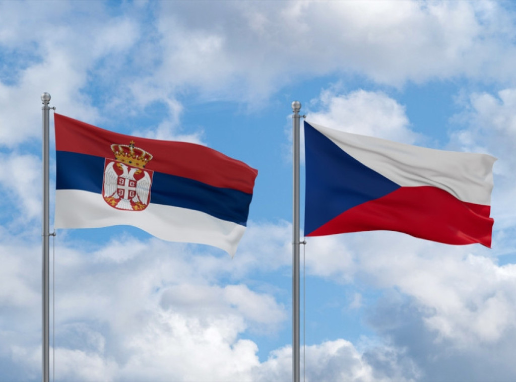 Češka uputila helikoptere za gašenje požara velikih razmera u Srbiji