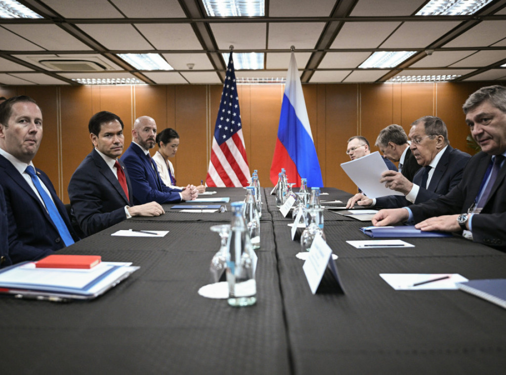 Lavrov i Rubio završili razgovore u Manili