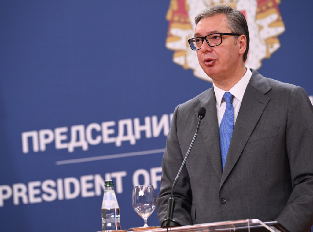 Vučić: Pokažimo da ujedinjena Srbija može da pobedi one koji žele da nam dele porodice
