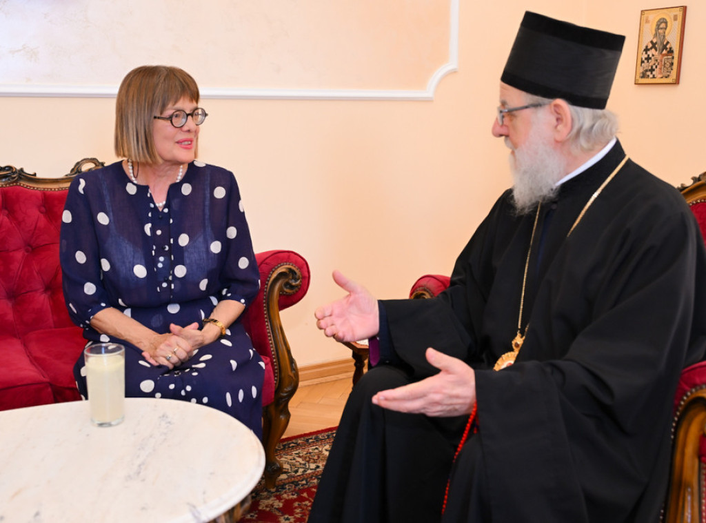 Gojkovićeva u Sremskim Karlovcima obišla radove na rekonstrukciji doma Bogoslovije