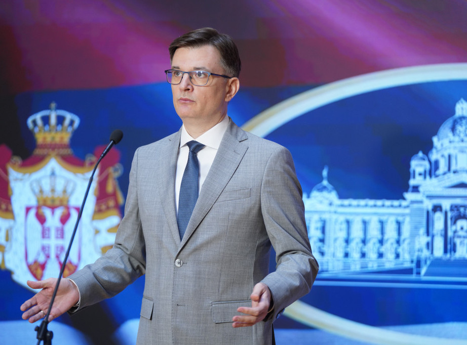 Milenko Jovanov: U sali 15 poslanika opozicije, a traže da im se da poverenje na izborima