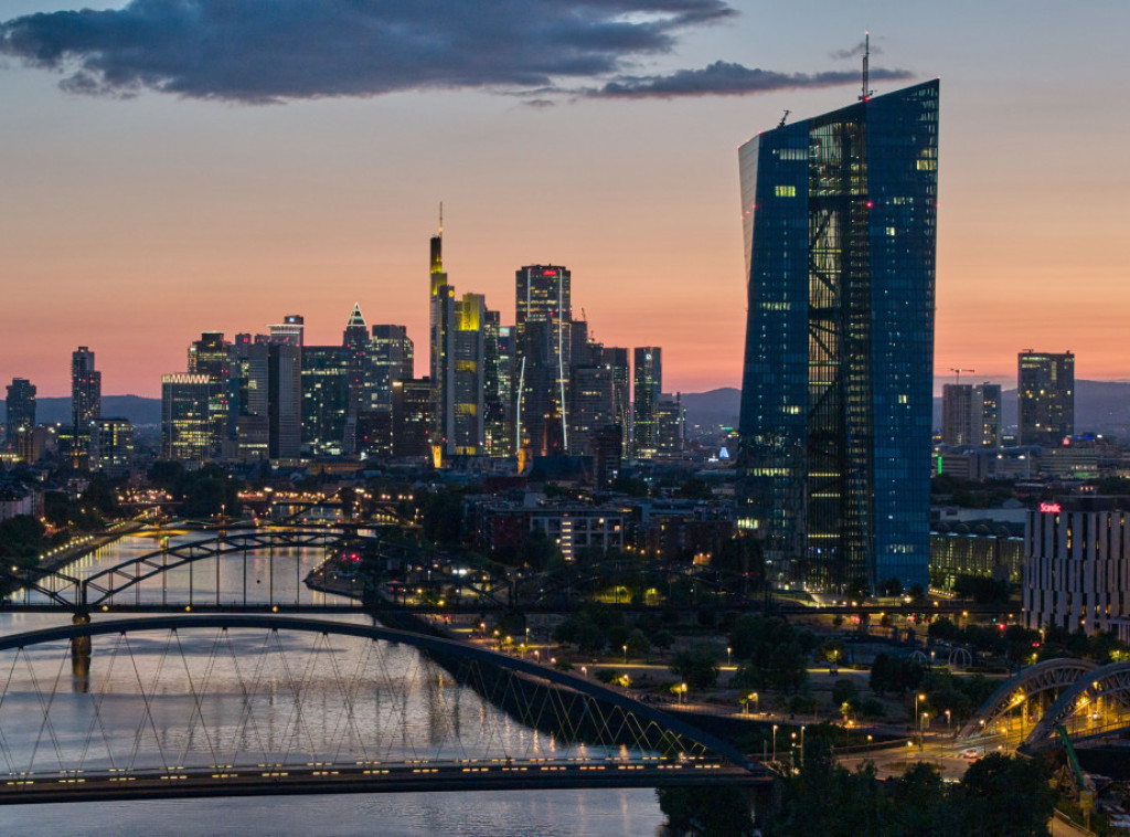 Evropska centralna banka: Kineske zalihe nafte ublažile globalne ekonomske posledice rata s Iranom