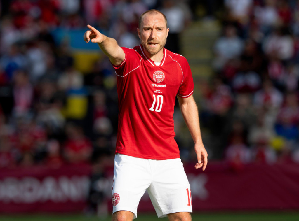 Eriksen se još nije vratio u Volfsburg, oporavak nastavlja u Danskoj
