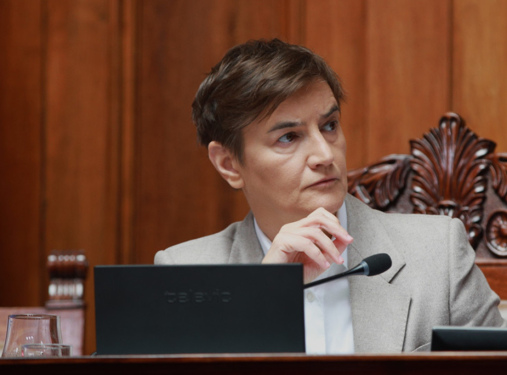Ana Brnabić najavila da će parlament raditi i posle 18 časova