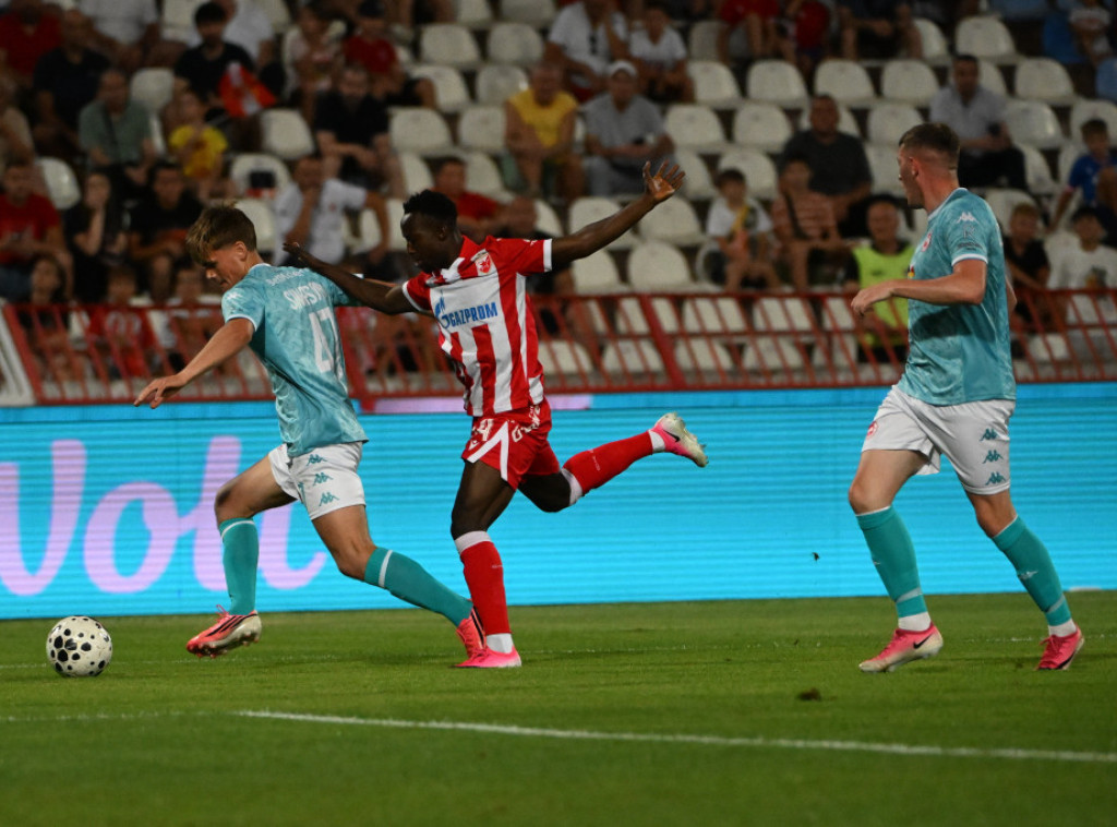 Fudbaleri Zvezde ponovo ubedljivi protiv Larna, naredni rival Hapoel Ber Ševa