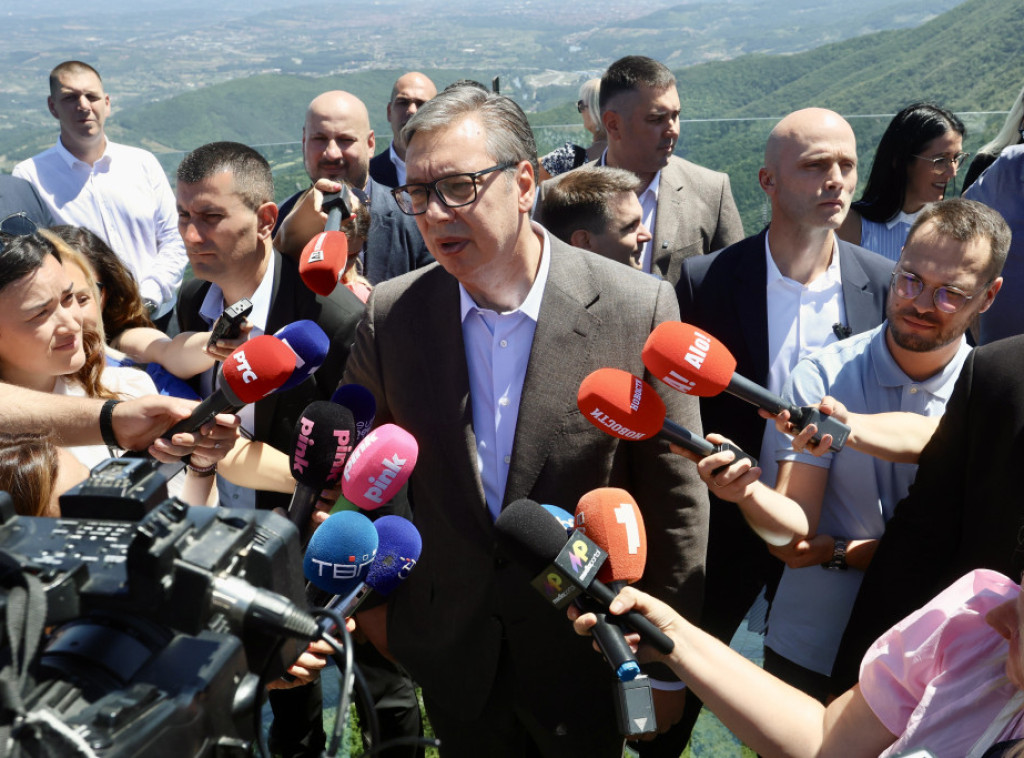 Vučić: Vidikovac na Kablaru je čudesan, pozivam sve građane Srbije da ga posete