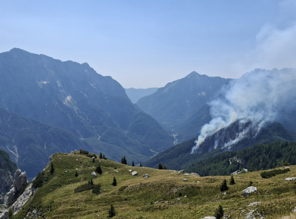 Požar na području Bovca na severozapadu Slovenije stavljen pod kontrolu
