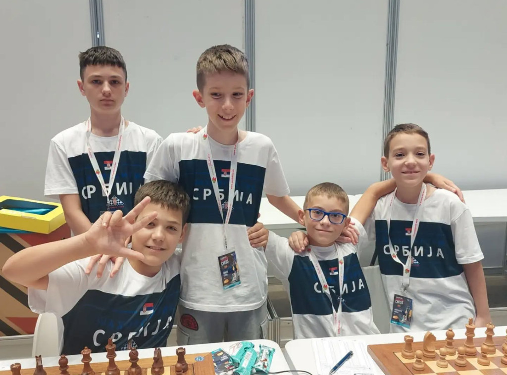 Mladi šahisti Srbije osvojili bronzanu medalju na Evropskom prvenstvu u Pardubicama