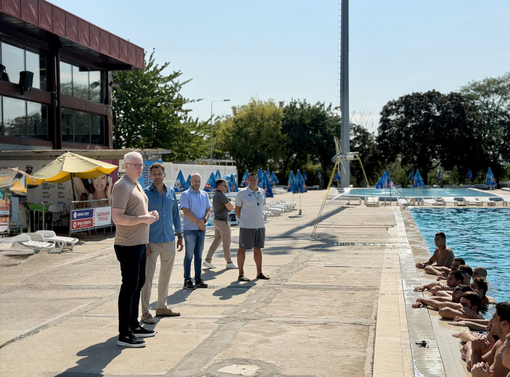 Tomašević posetio vaterpolo reprezentaciju Srbije koja se sprema za Mediteranske igre