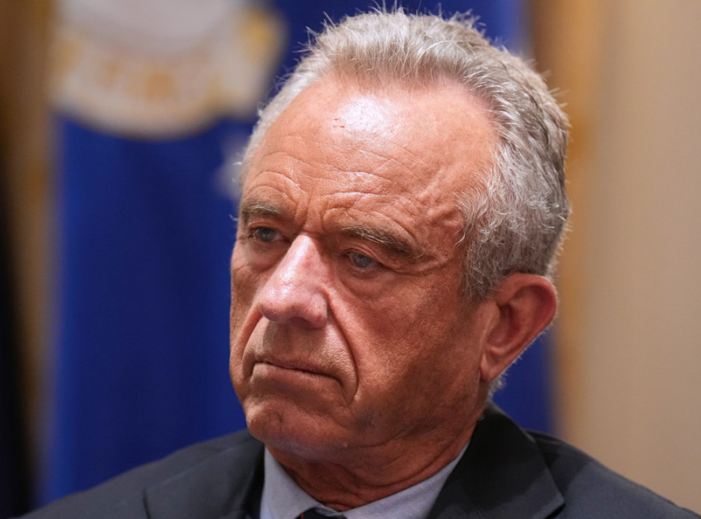 Kenedi Mlađi: SAD pogrešile u odgovoru na kovid, potrebna promena zdravstvene politike
