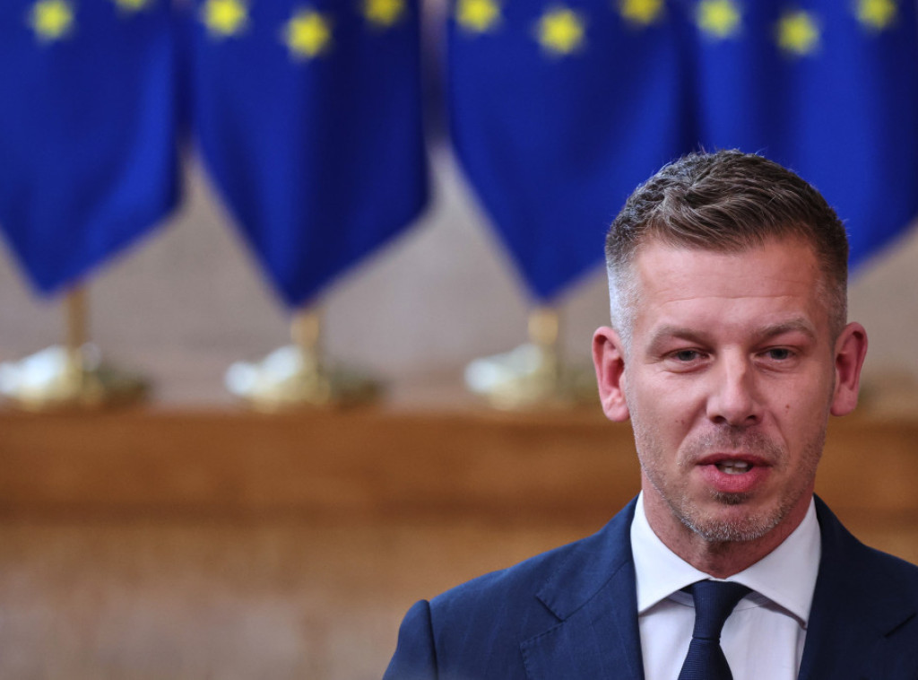 Peter Mađar: Predstoji pet kritičnih dana zbog rekordno niskog vodostaja Dunava