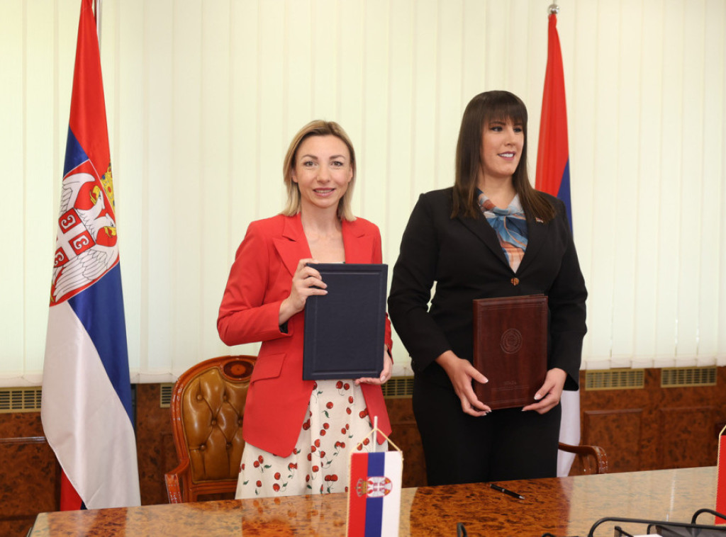 Tatjana Macura u Banjaluci potpisala memorandum o saradnji sa Centrom za jednakost Republike Srpske