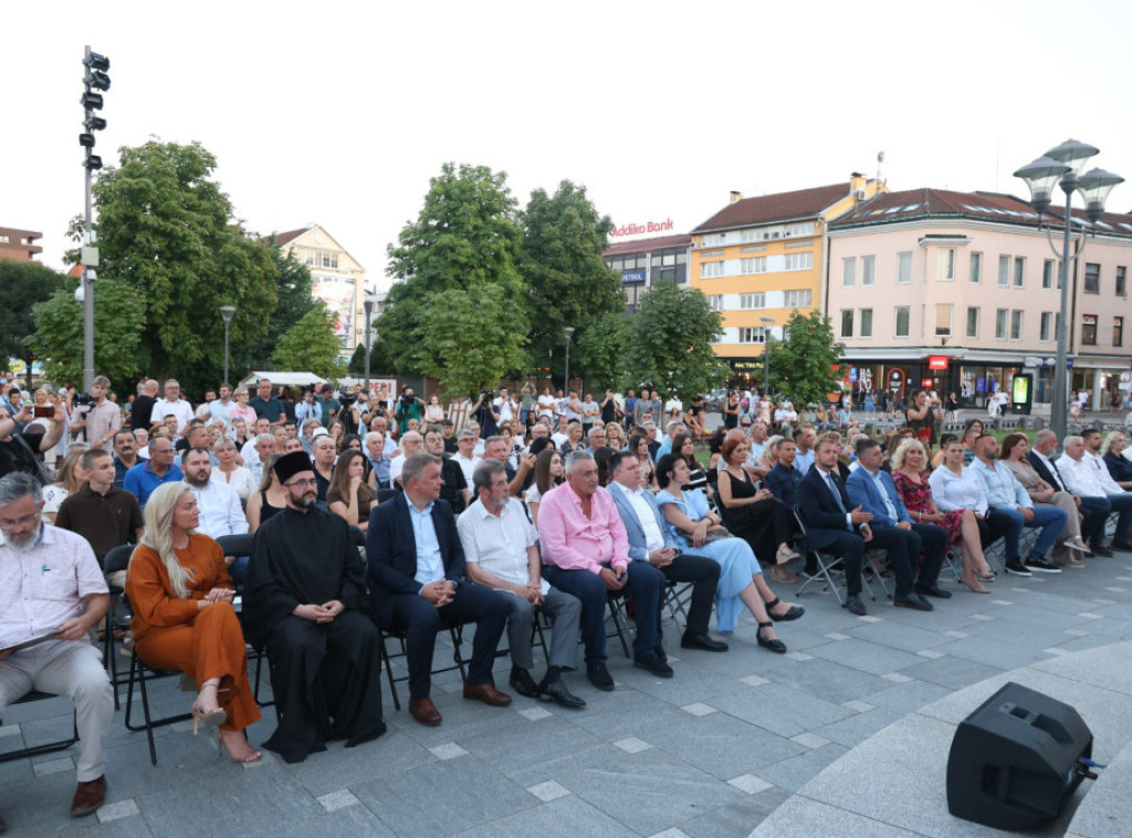 Srbija i Republika Srpska u Mrkonjić Gradu obeležavaju Dan sećanja na stradale u "Oluji"
