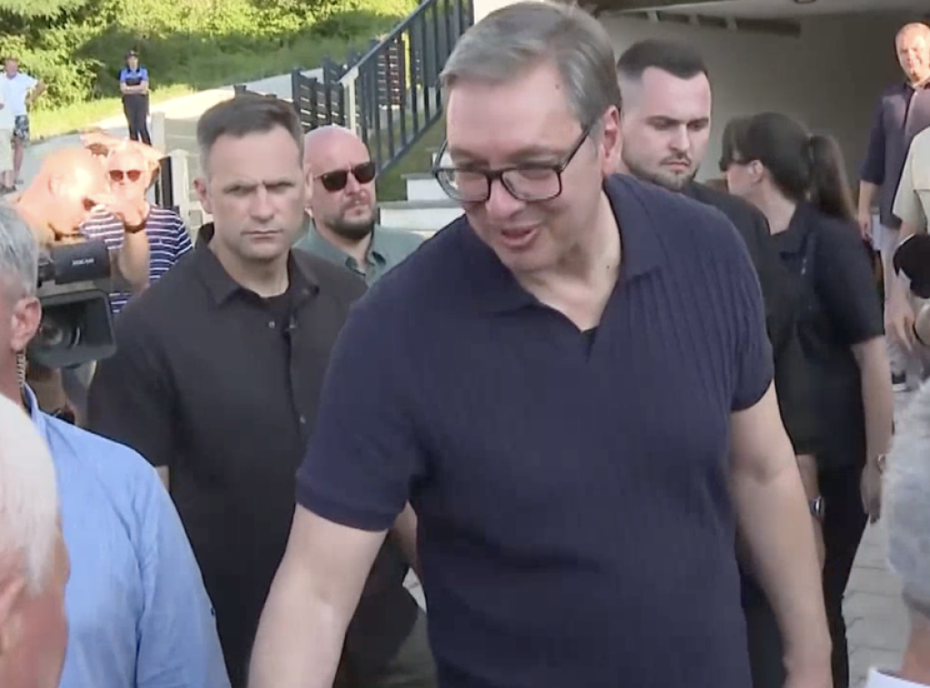 Vučić: Mir radi za Srbe, važno da pomognemo svakoj opštini gde živi naš narod