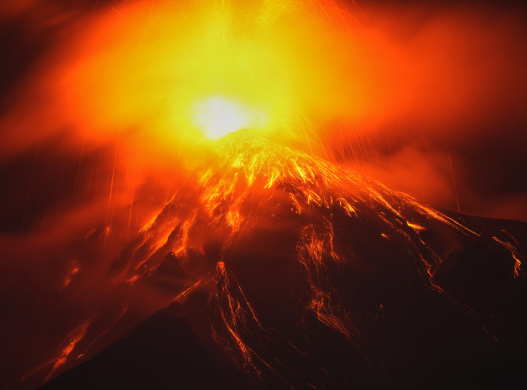 Erupcija vulkana u Gvatemali, evakuisana dva naselja