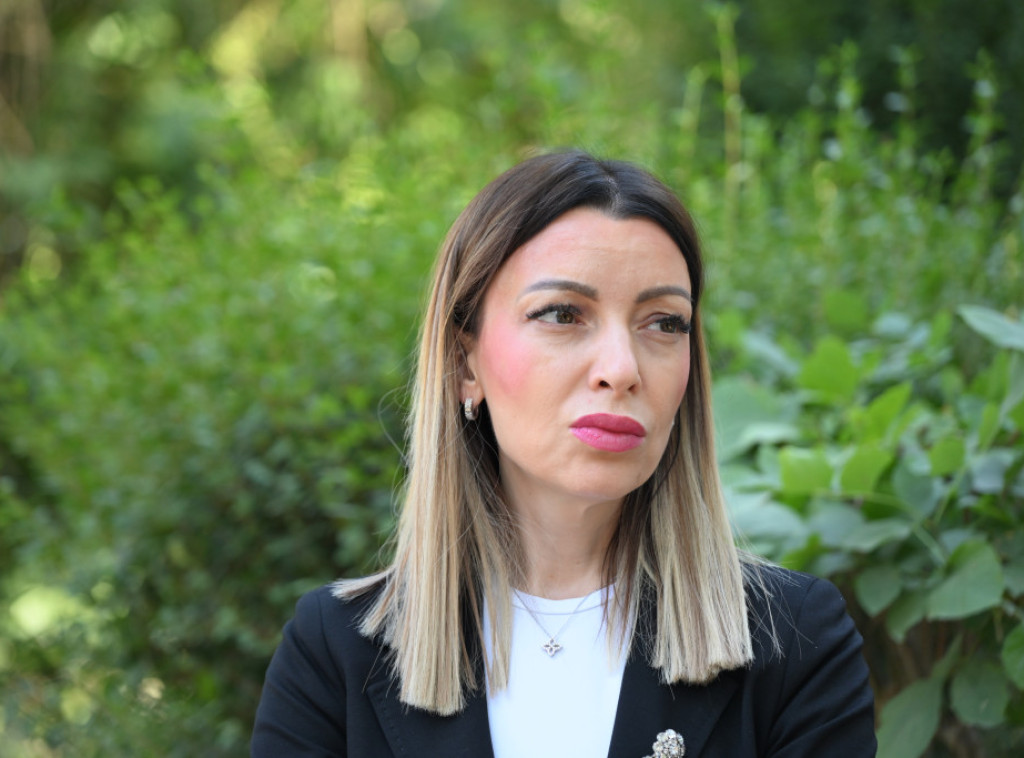 Mesarović posetila Leoni: Nastavljamo da stvaramo uslove za nove investicije