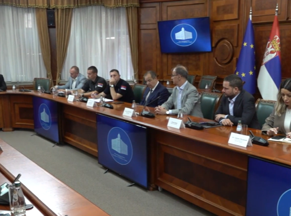 Operativni tim razmatrao situaciju zbog visokih temperatura, u fokusu suzbijanje požara