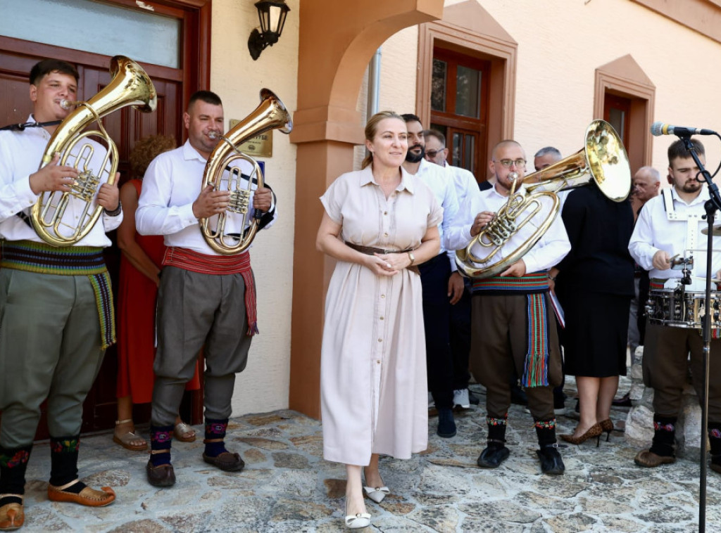 Paunović prisustvovala otvaranju 65. Sabora trubača u Guči
