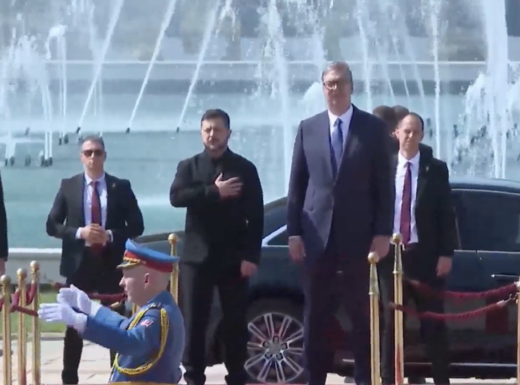 Predsednik Vučić svečano dočekao predsednika Ukrajine Zelenskog ispred Palate Srbija