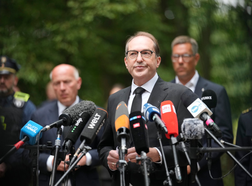 Aleksander Dobrint: Nemačka se svakodnevno suočava sa hibridnim napadima iz inostranstva