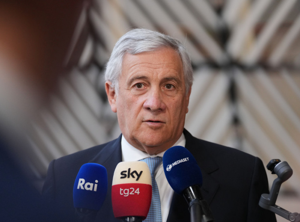 Tajani: Kada opasnost prođe, obnovićemo Šengen, Sančezova reakcija neprihvatljiva