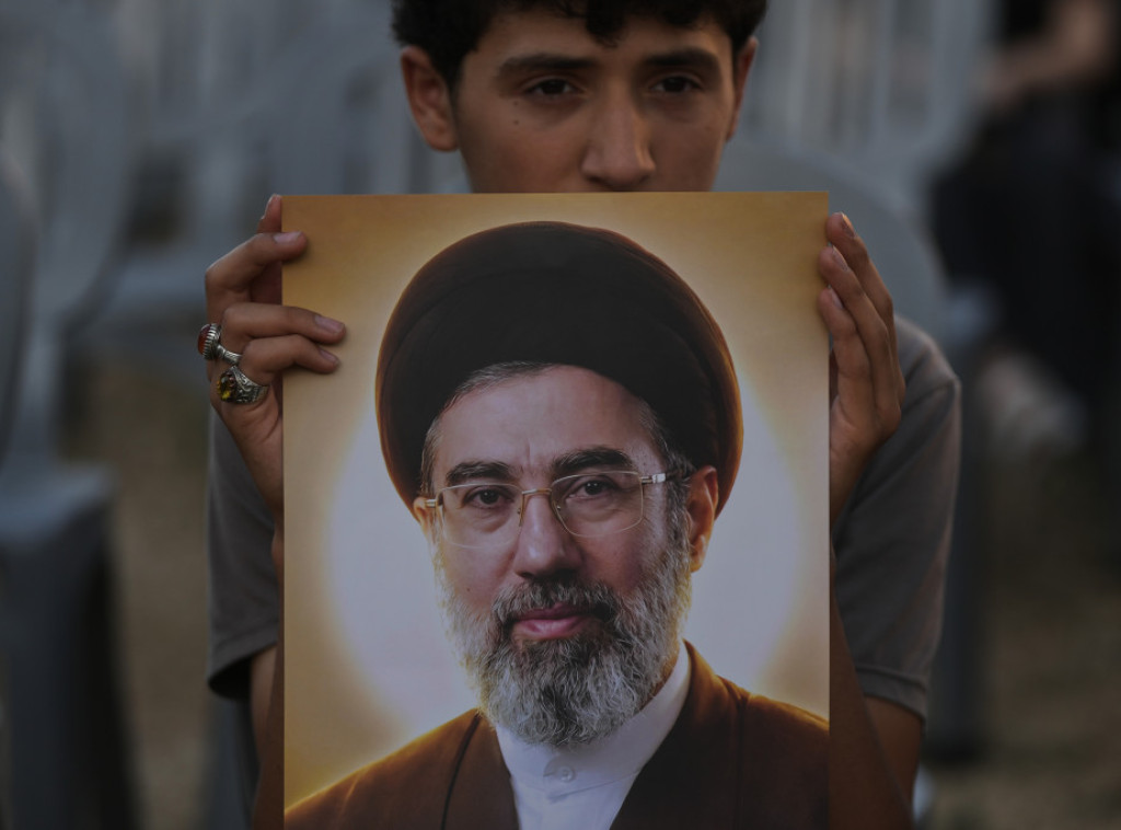 Modžtaba Hamnei imenovao bivšeg komandanta IRGC-a Mohsena Rezaija na čelo Saveta