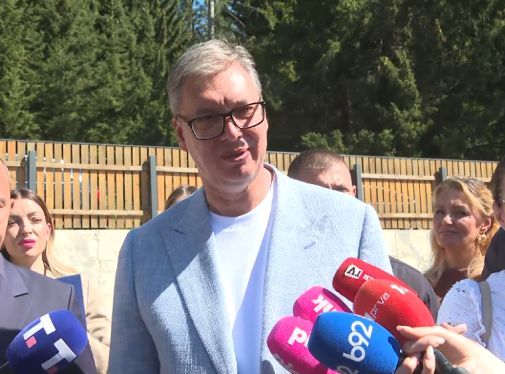 Vučić: Preko 100 prijava na portalu Ko si bre ti za Prijepolje, razgovarajte sa ljudima