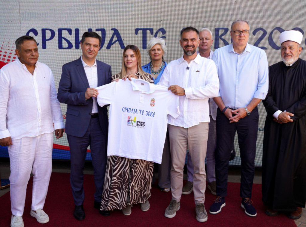 Mićin i Pavlović: Kamp "Srbija te zove" ubuduće i u Novom Sadu i Nišu