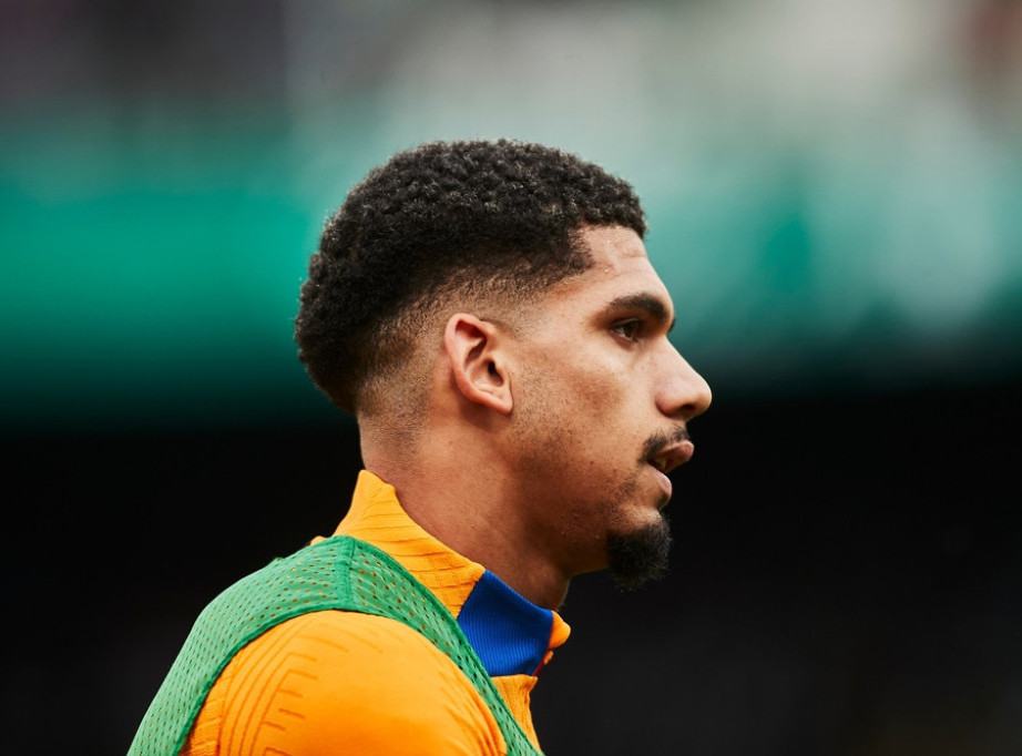 Fudbaler Barselone Ronald Arauho do kraja sezone na pozajmici u Liverpulu