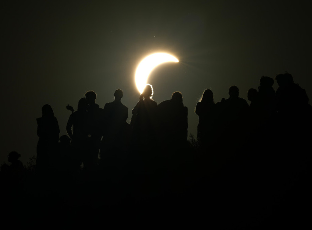 Fenomen pomračenja Sunca posmatrali ljudi širom Evrope