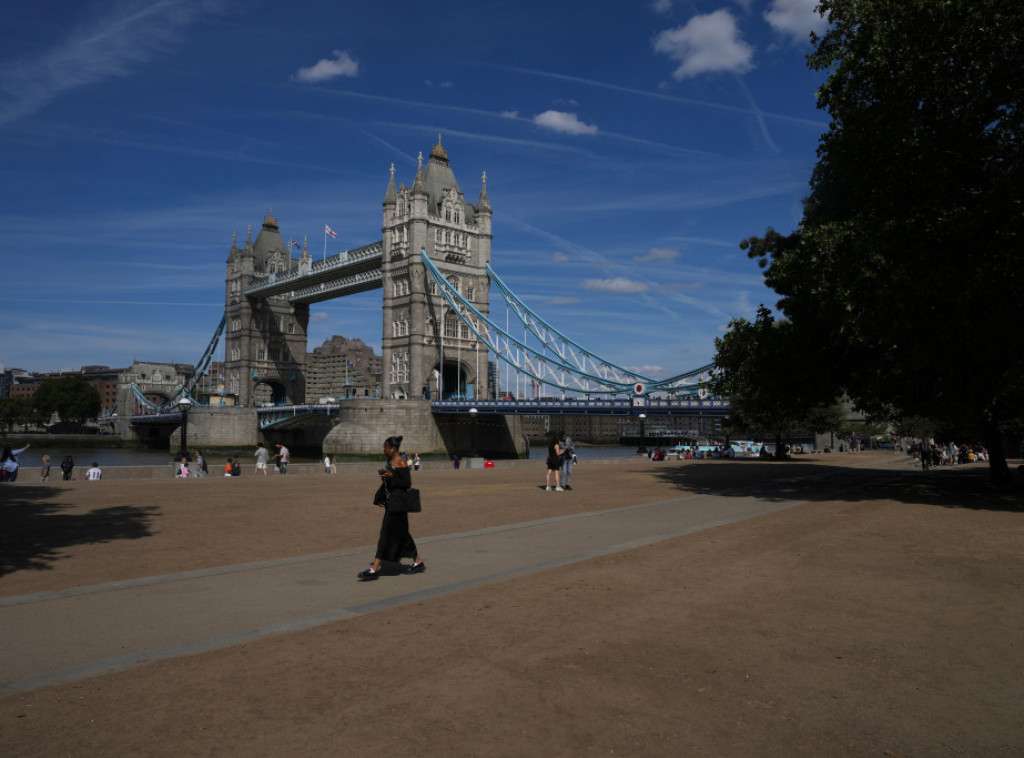 Anketa: Većina Britanaca podržava zakonsko ograničenje temperature na radnom mestu