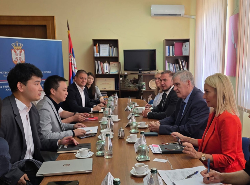 Beriša razgovarao sa predstavnicima kompanije Ziđin o jačanju dijaloga i zaštiti stanovnika