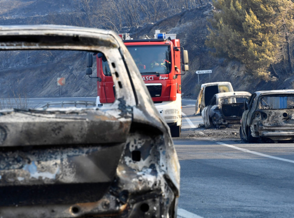 Hrvatska: Nakon Kuen Pelješke novi požar planuo i iznad Trogira
