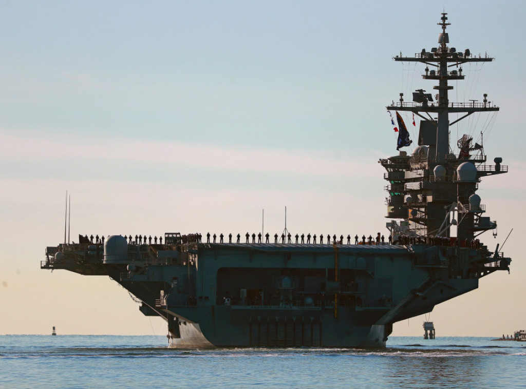"USS Abraham Linkoln" krenuo ka SAD sa Bliskog istoka