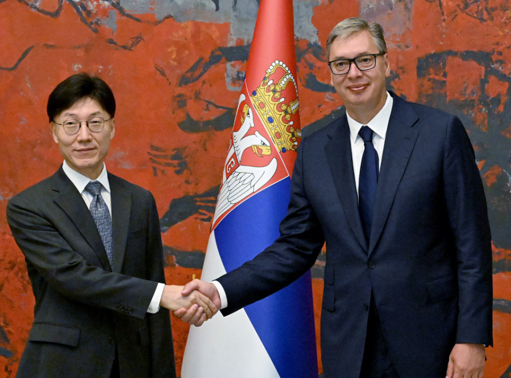 Predsednik Vučić primio akreditivna pisma novoimenovanog ambasadora Republike Koreje