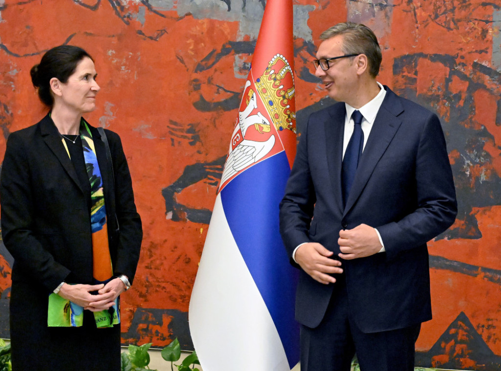 Predsednik Vučić primio akreditivna pisma nove ambasadorke Nemačke