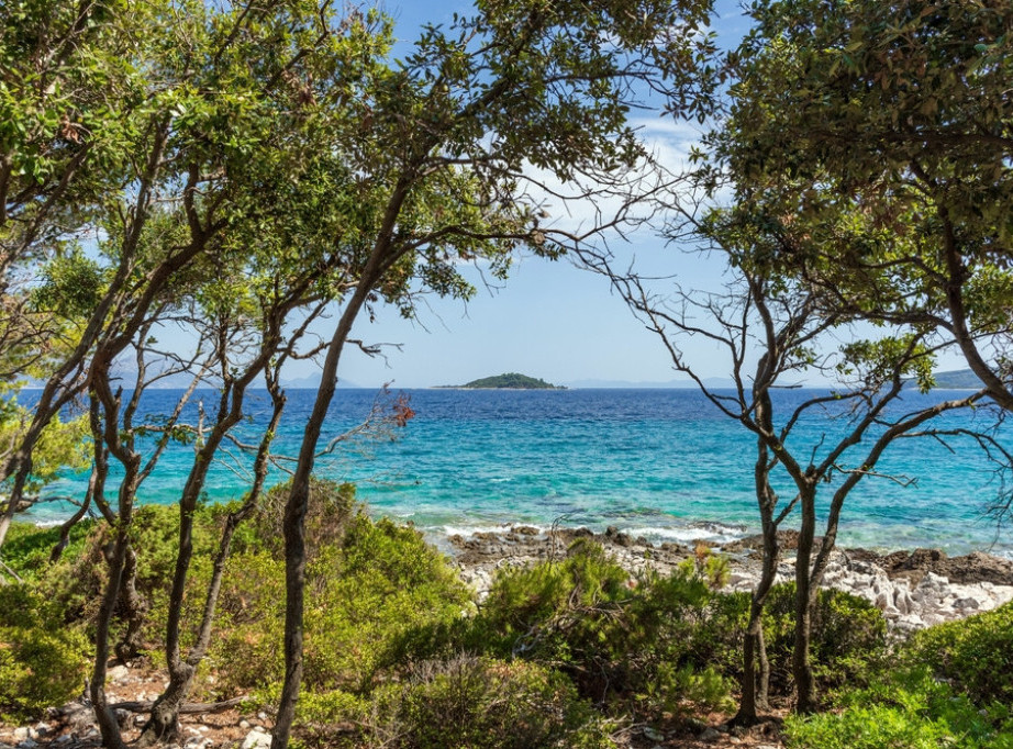 Hrvatska: Ispred Gradine na Korčili snimljena pijavica nad morem