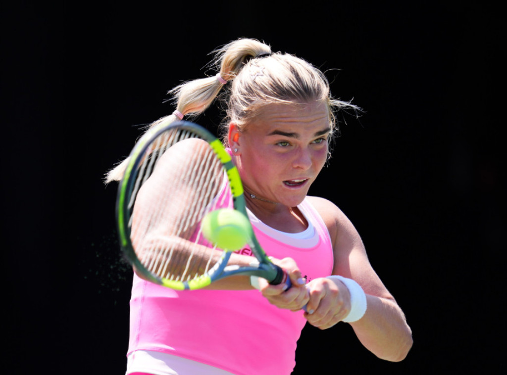 Sara Bejlek eliminisala Arinu Sabalenku u osmini finala turnira u Sinsinatiju